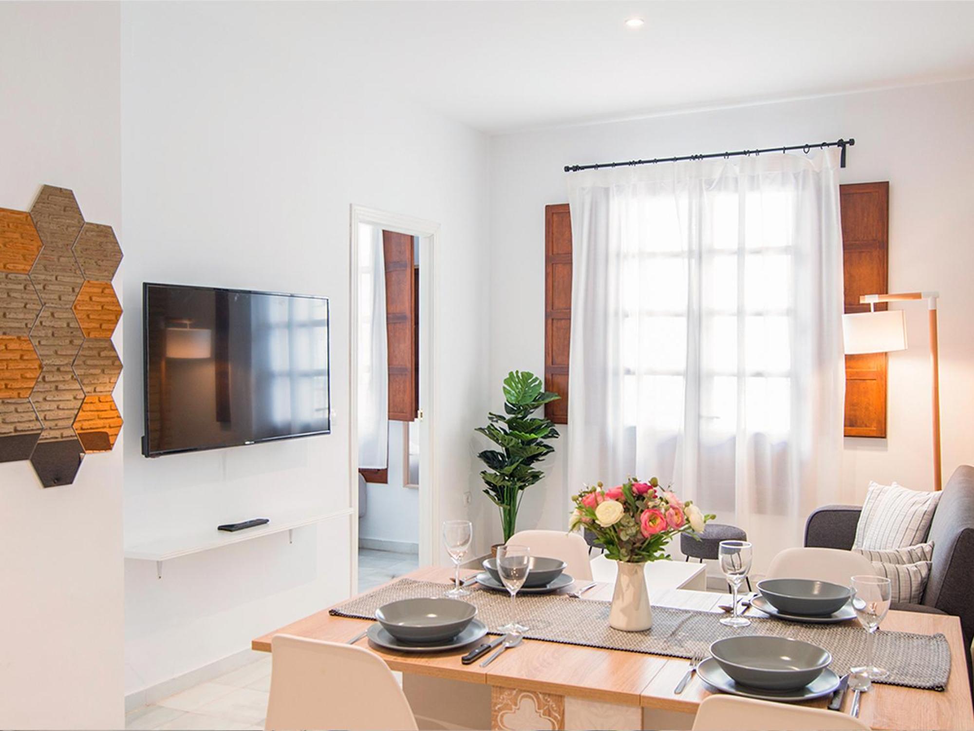 Riverside Triana Apartment — Photos 1