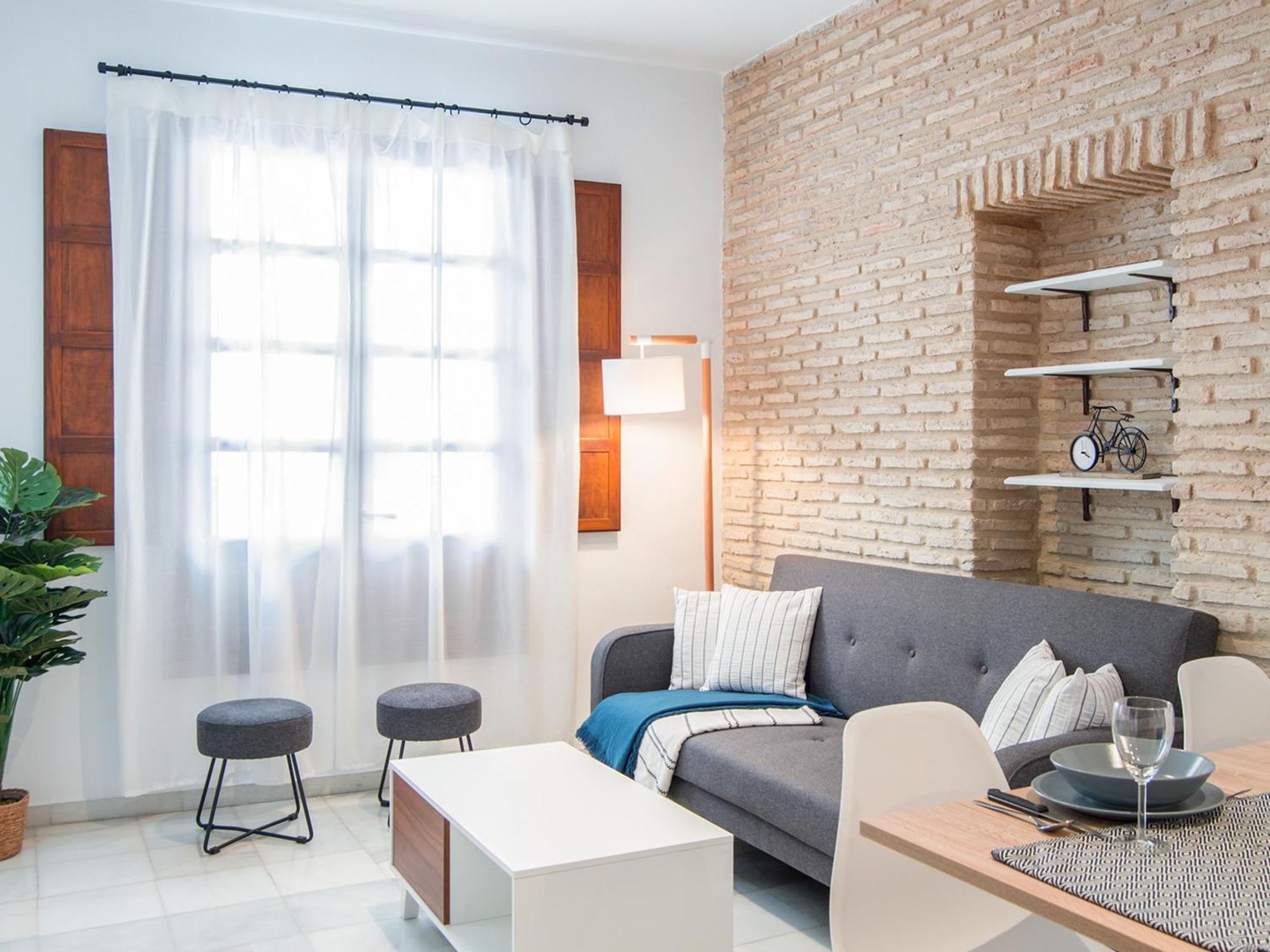 Riverside Triana Apartment, Seville